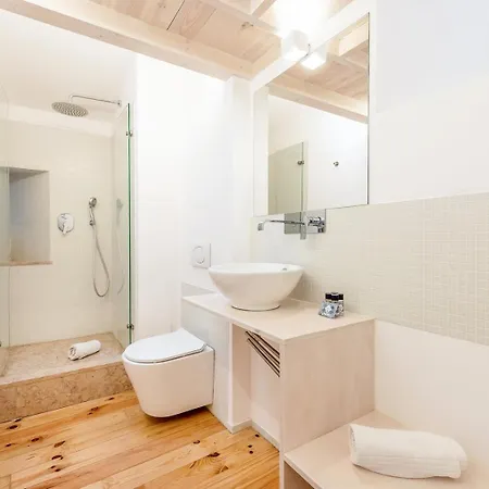 Appartamento Guestready - Beco Do Garces Lisbona